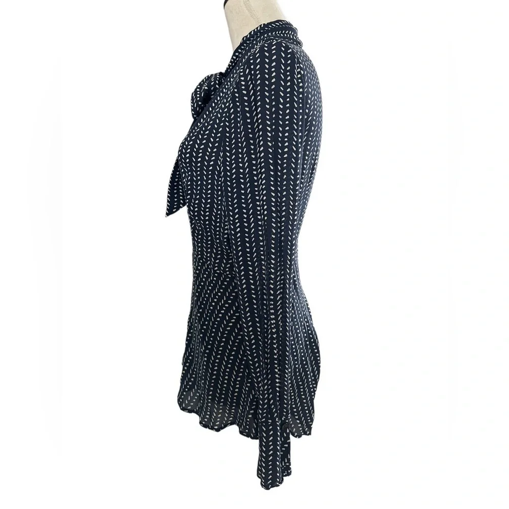 Classiques Entier white blue bow cut out peplum business casual silk blouse